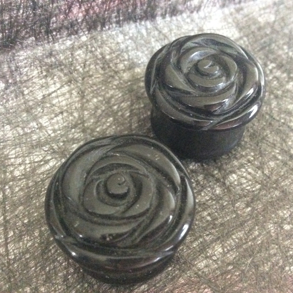 3/4" Tawapa Rose Plugs